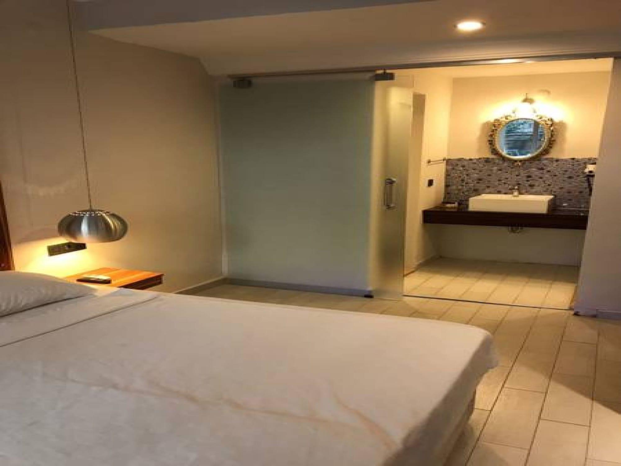 Cle Boutique Hotel