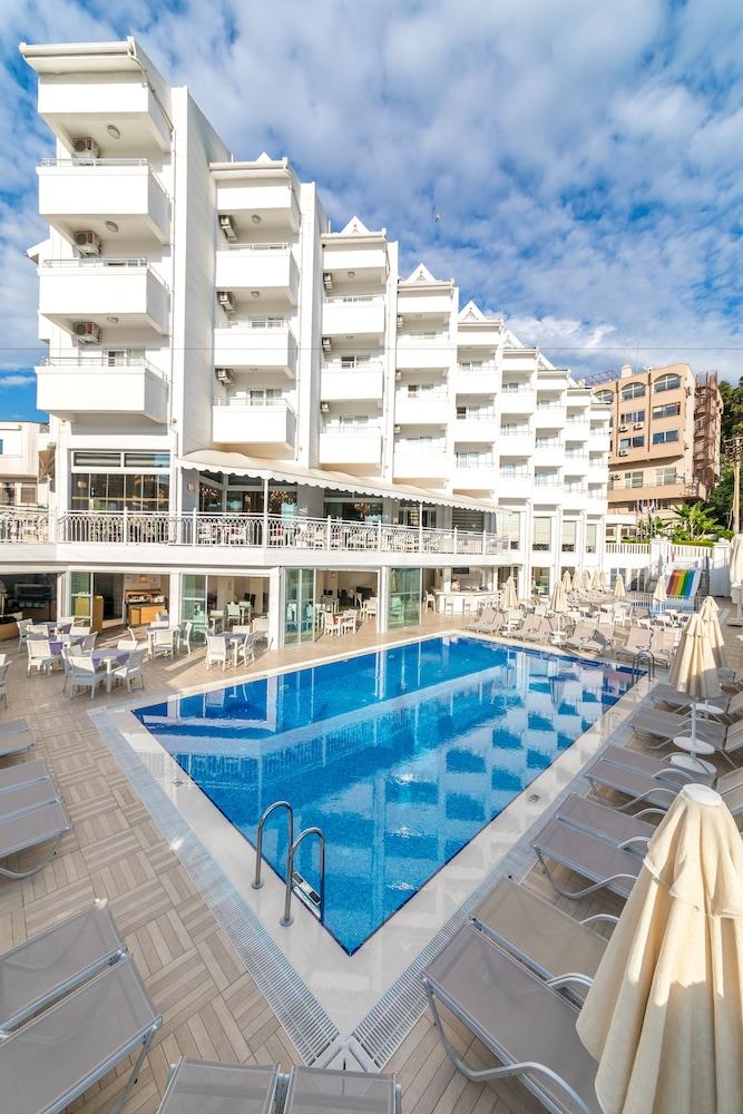 Ideal Piccolo - Adult Only Marmaris