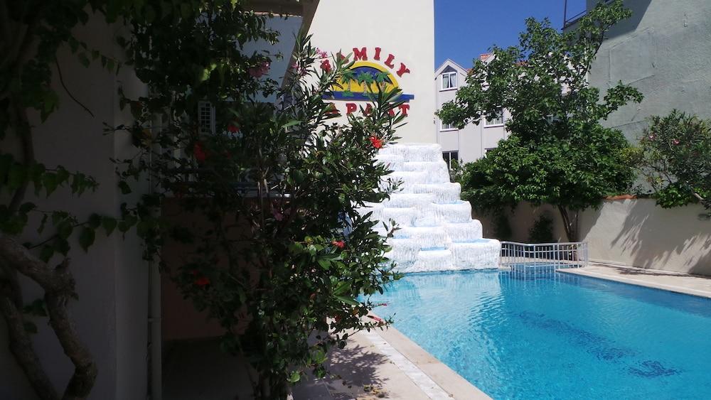 Family Apart Aparthotel 3*