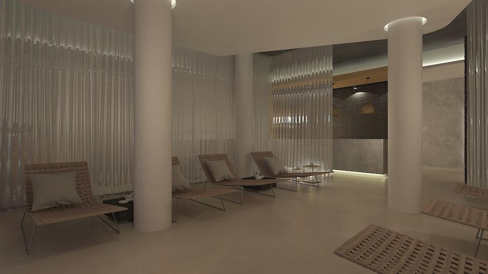 Hotel Lalila Blue 5*