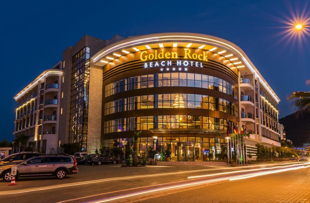 Hotel Golden Rock
