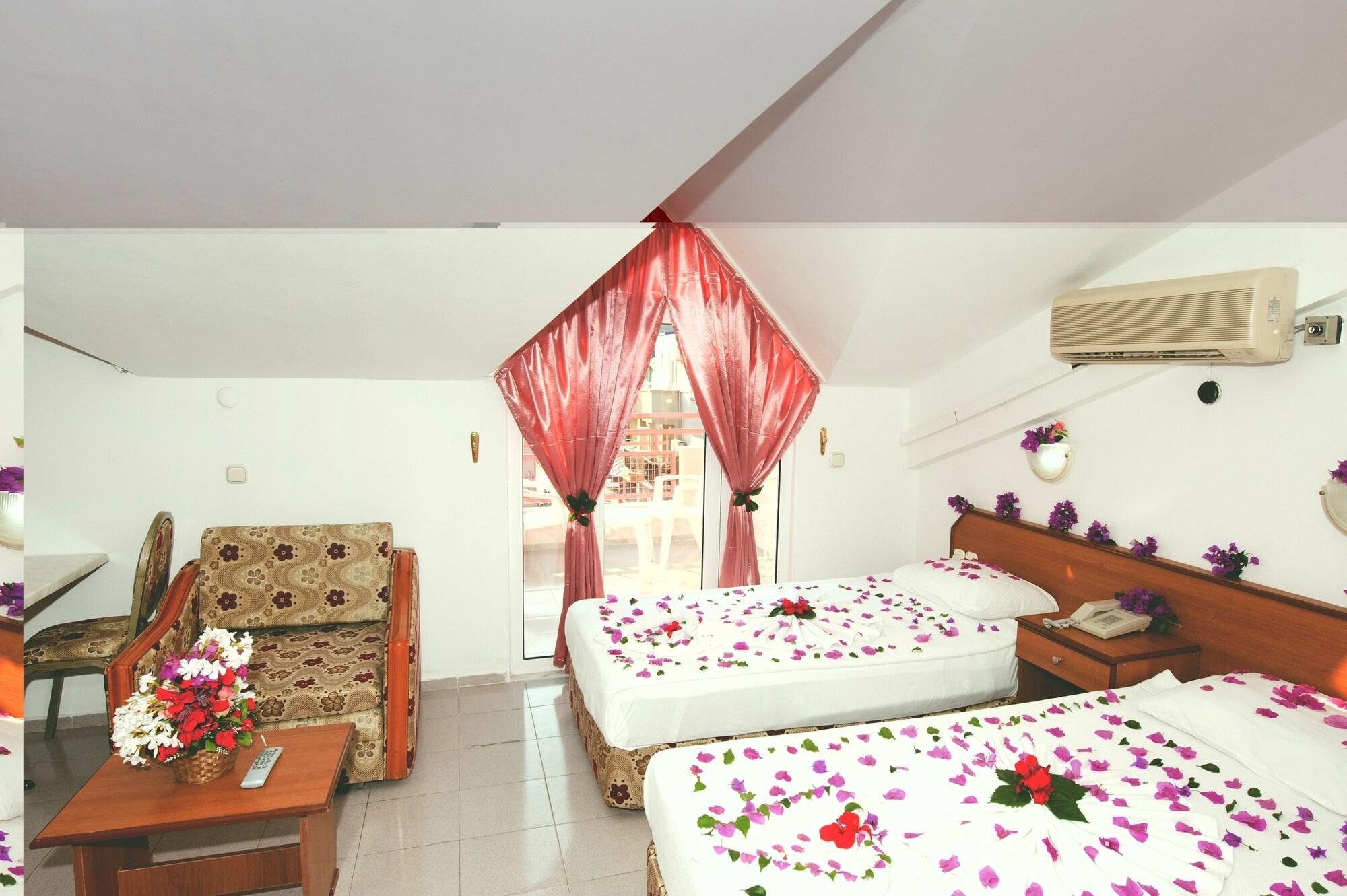 Rosy 2* Marmaris