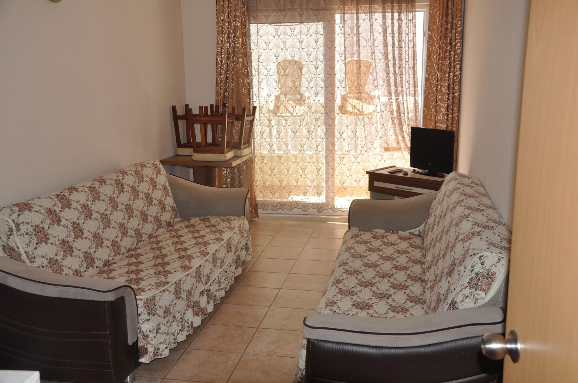 Basils Aparthotel Marmaris