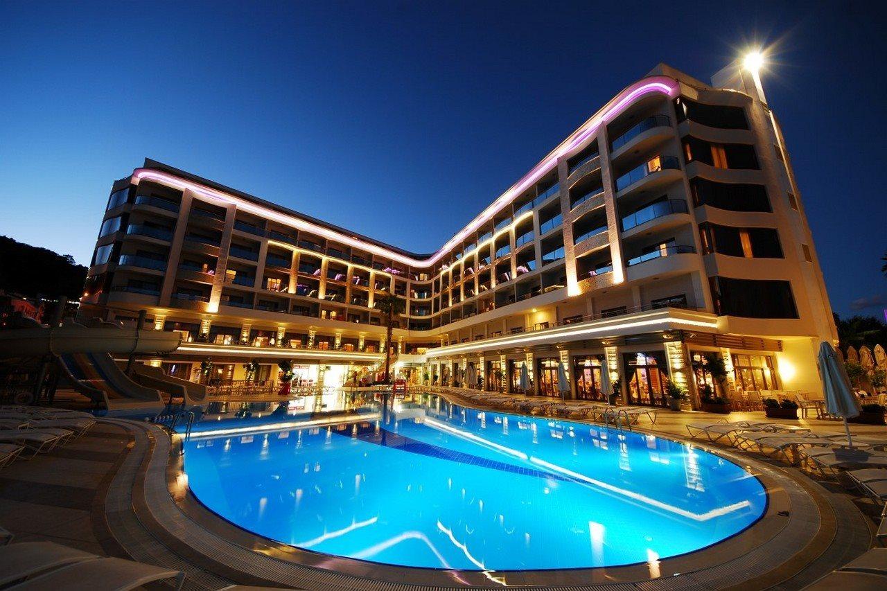 Golden Rock Hotel