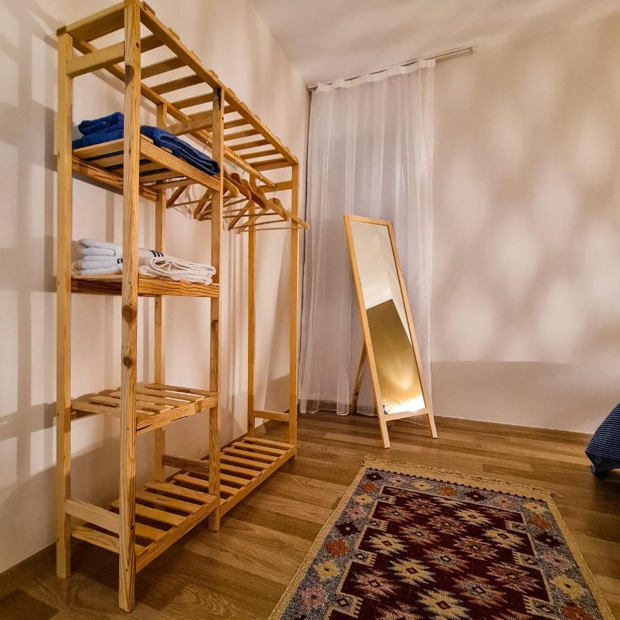 Lara's Apartment