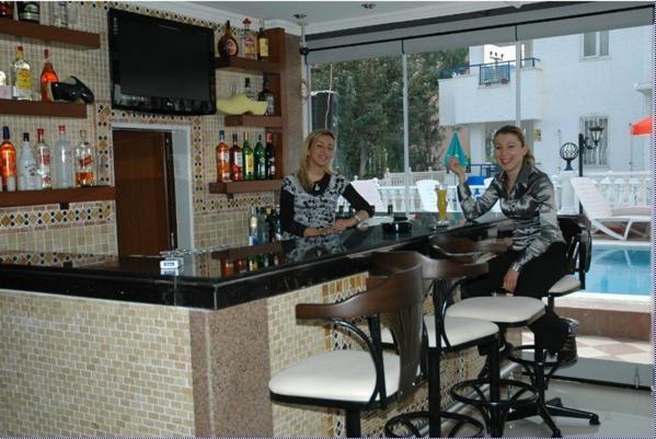 Aparthotel Basils 2*