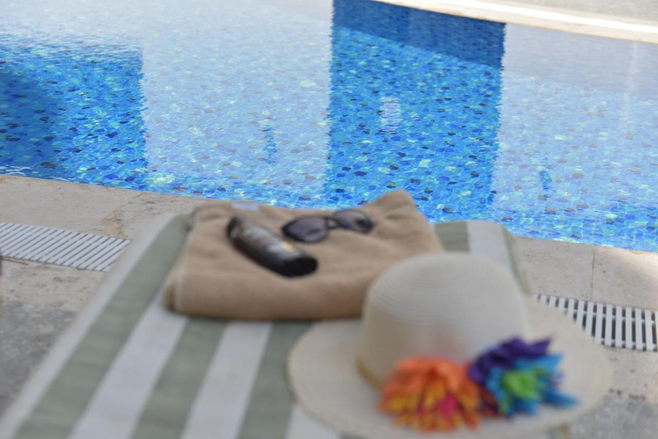 Aurasia Hotel