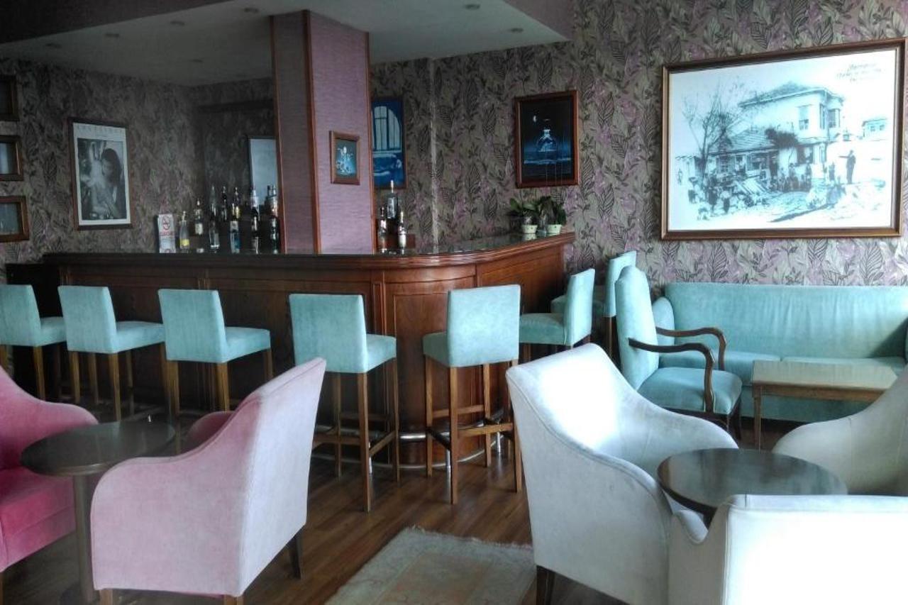 Candan Hotel 2*