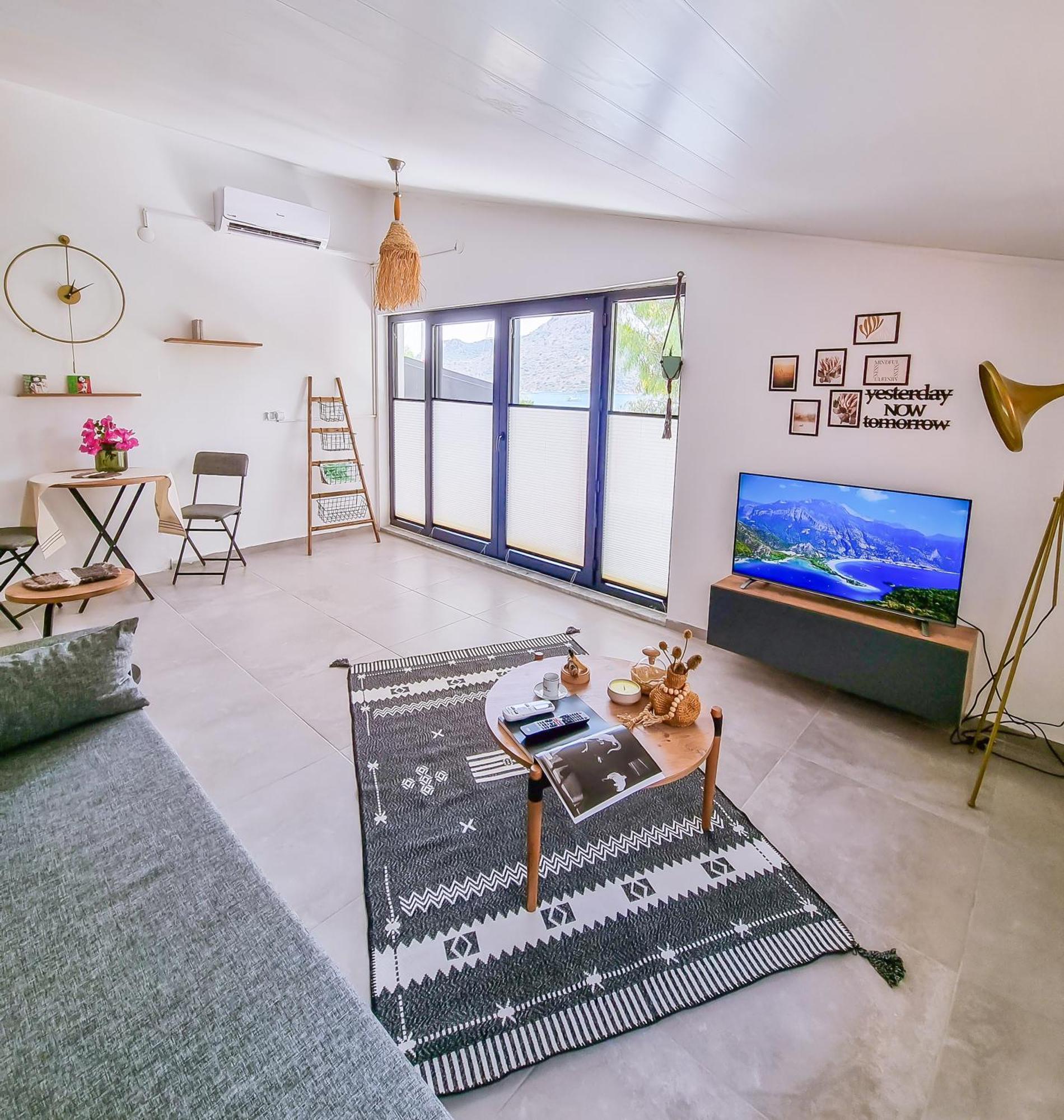 4 Homes Apartment