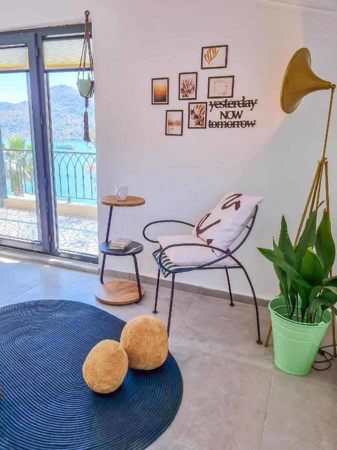4 Homes Apartment *