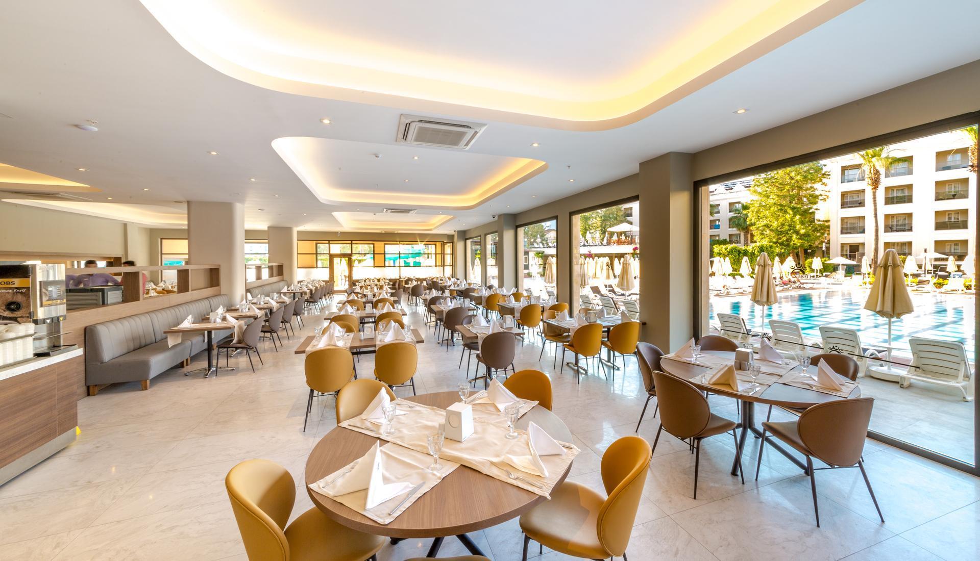 Hotel Julian Club