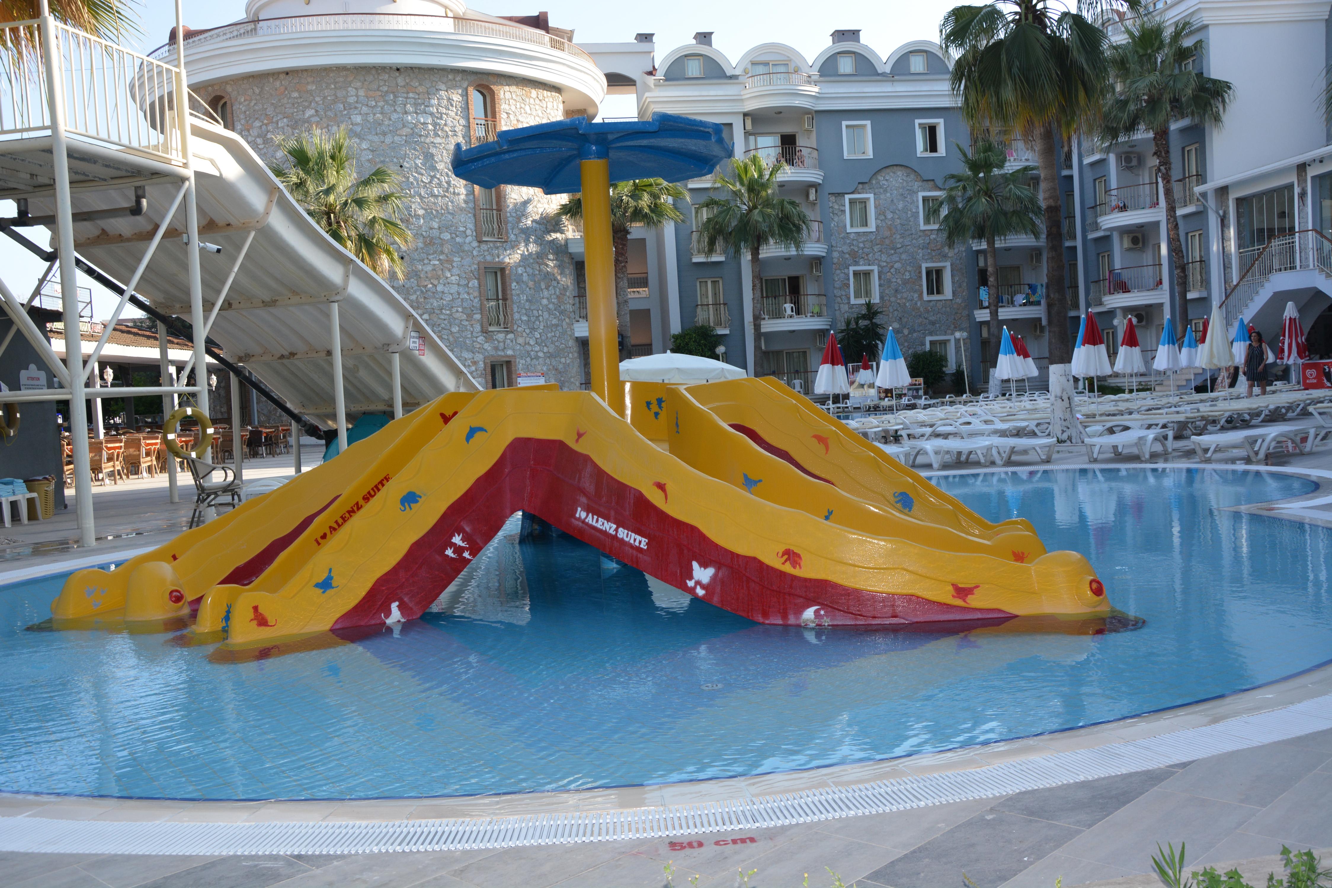 Hotel Alenz 3*