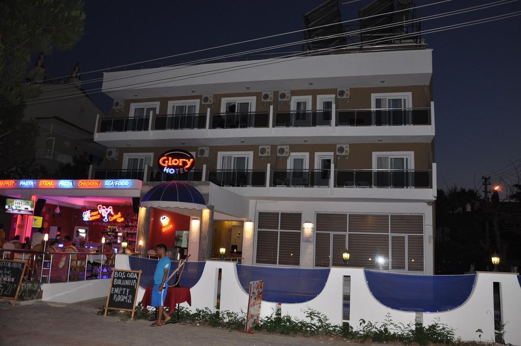 Glory Hotel 3*