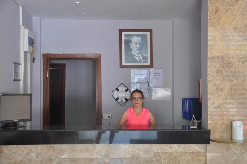Glory Hotel 3*