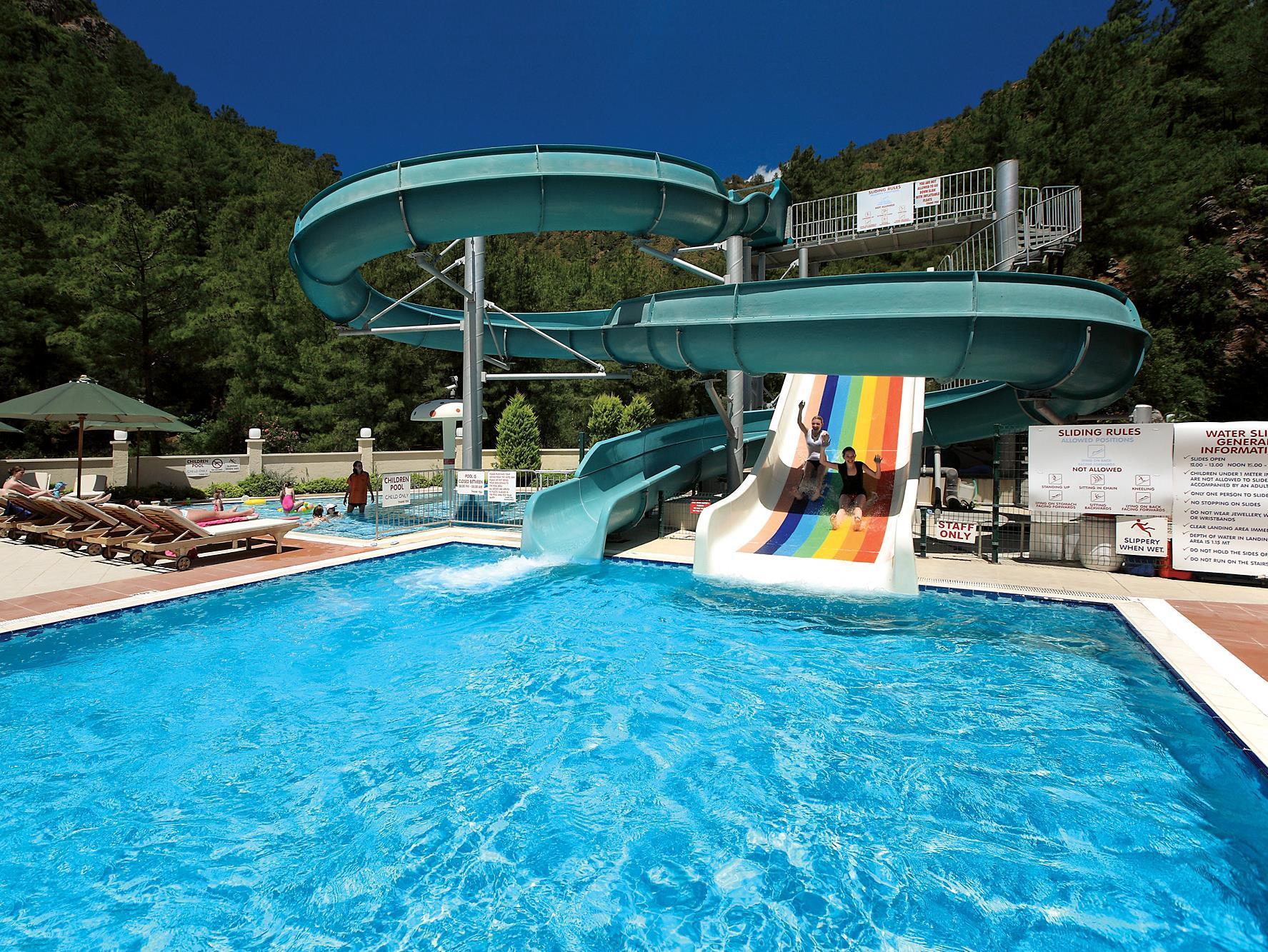 Hotel Julian Forest 4*