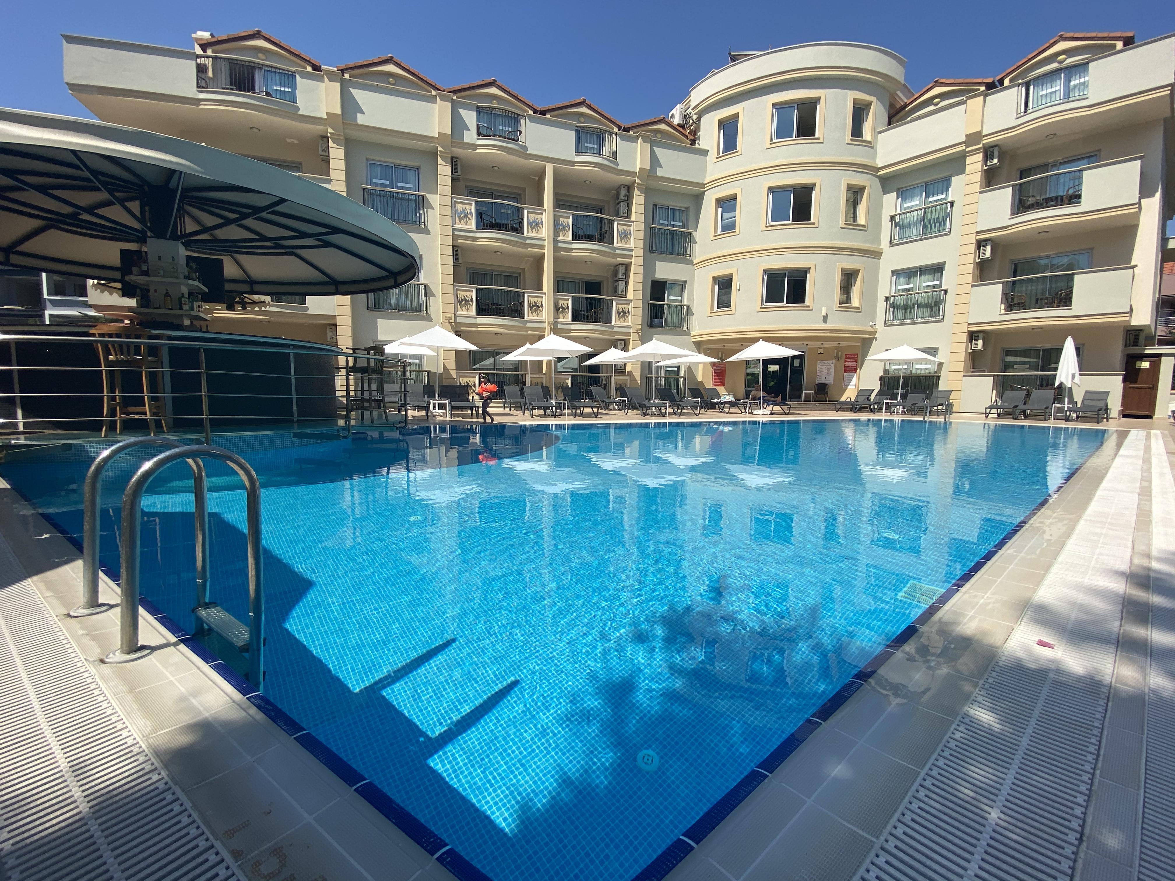 Club Karakas 4*