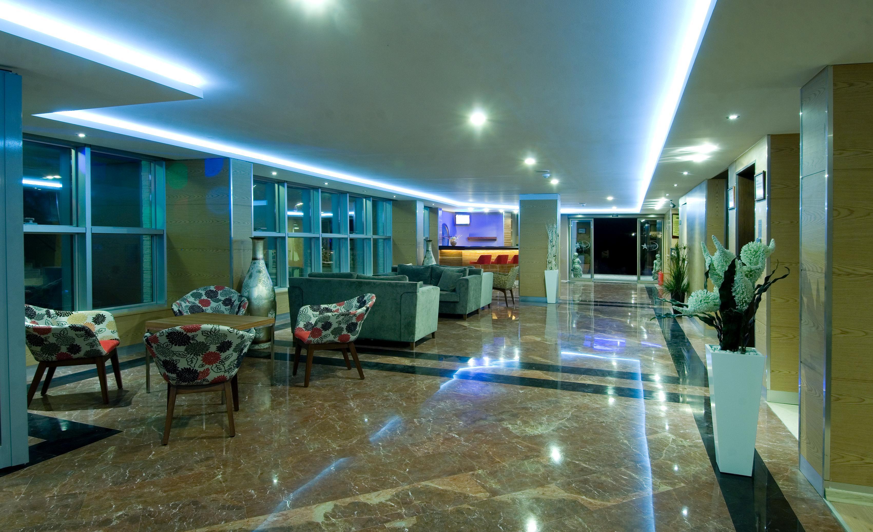Hotel Supreme 3*