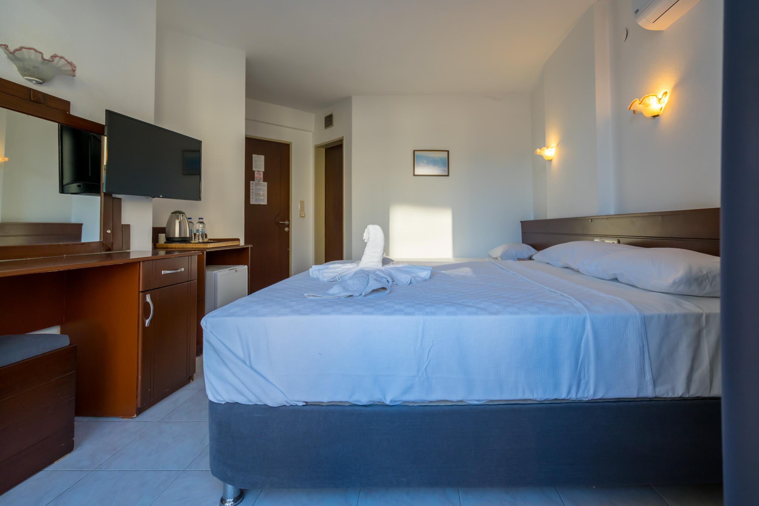Yuvam Hotel