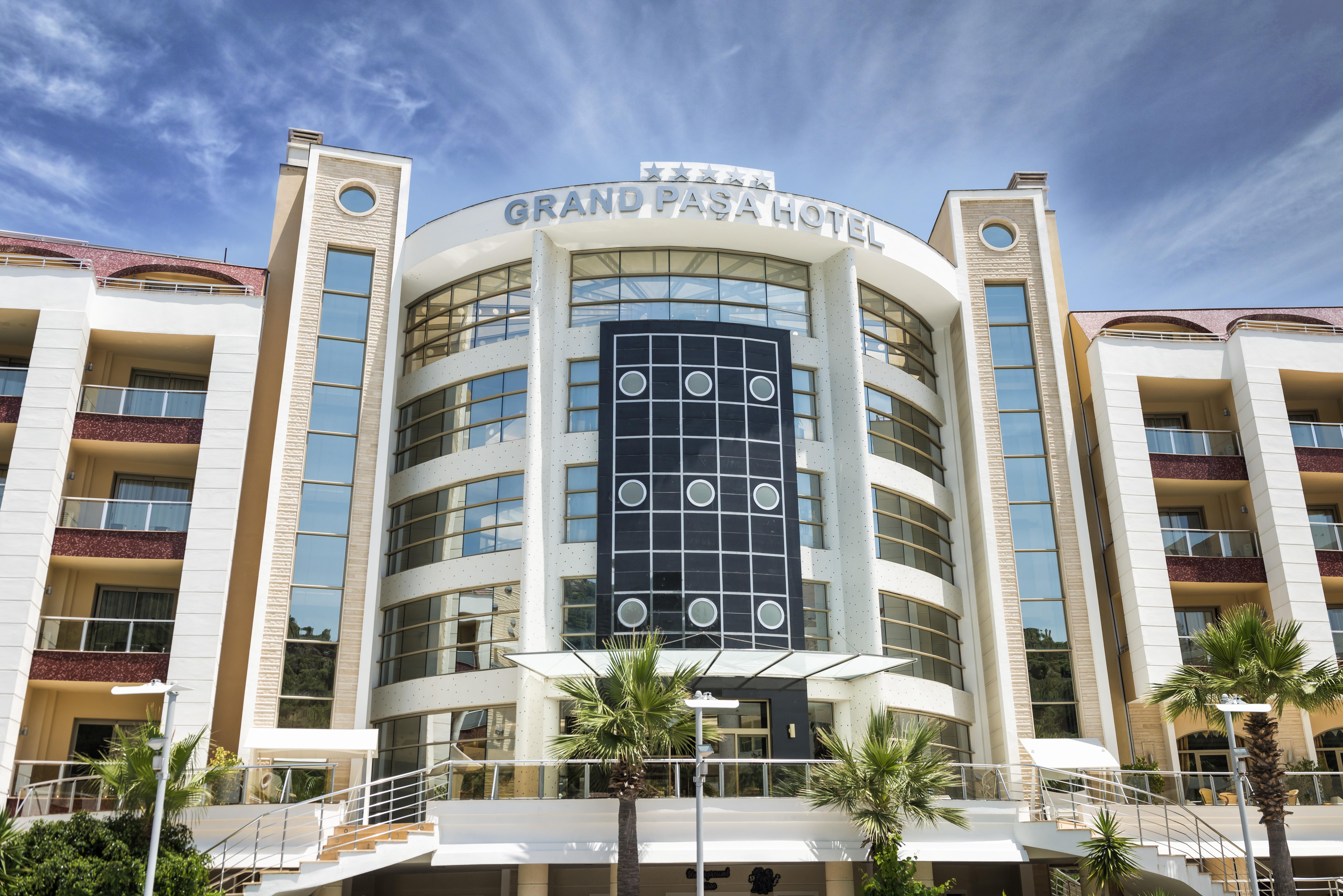 Grand Pasa