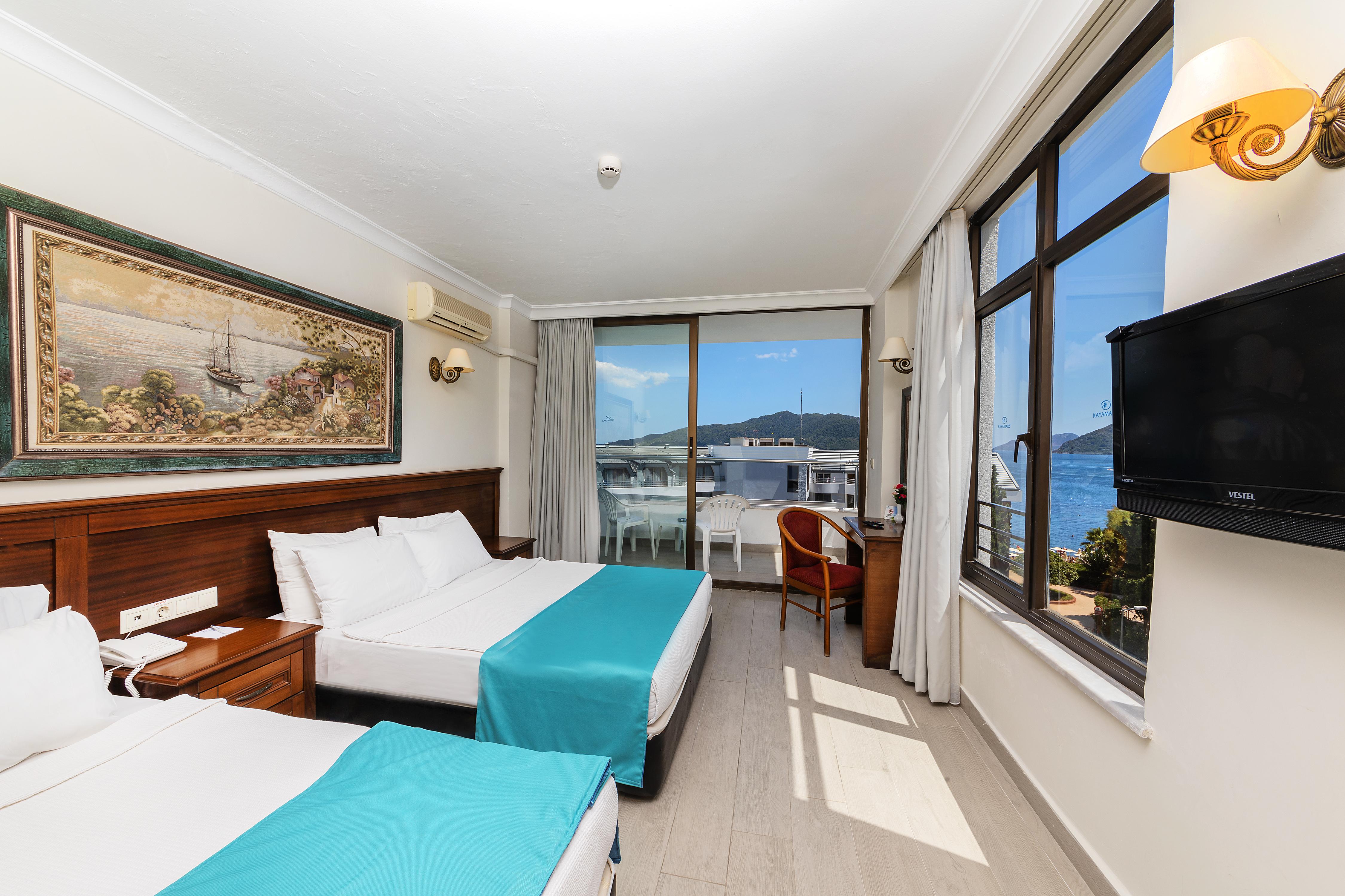 Otel Kayamaris 4*