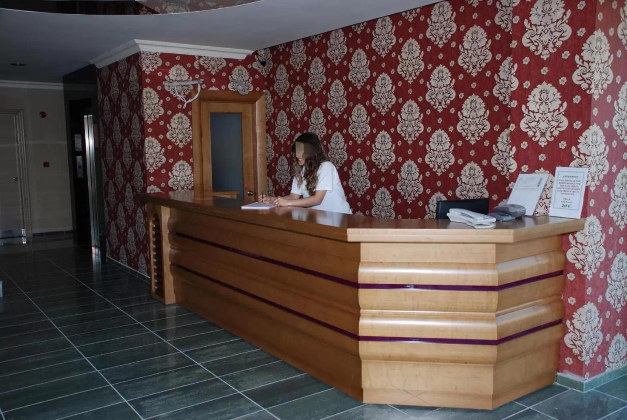 Candan Aparthotel 4*
