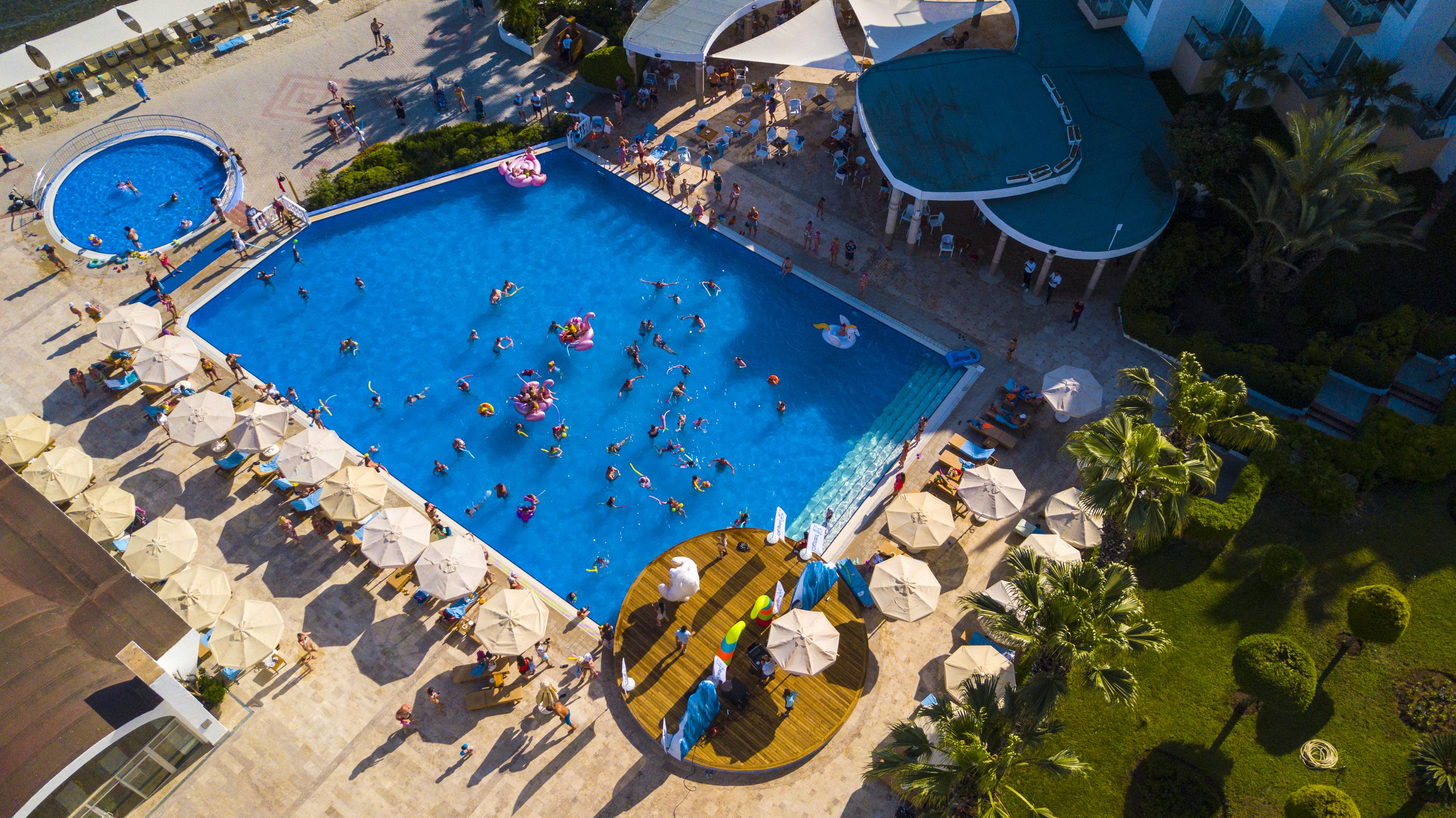 & Hotel 5*