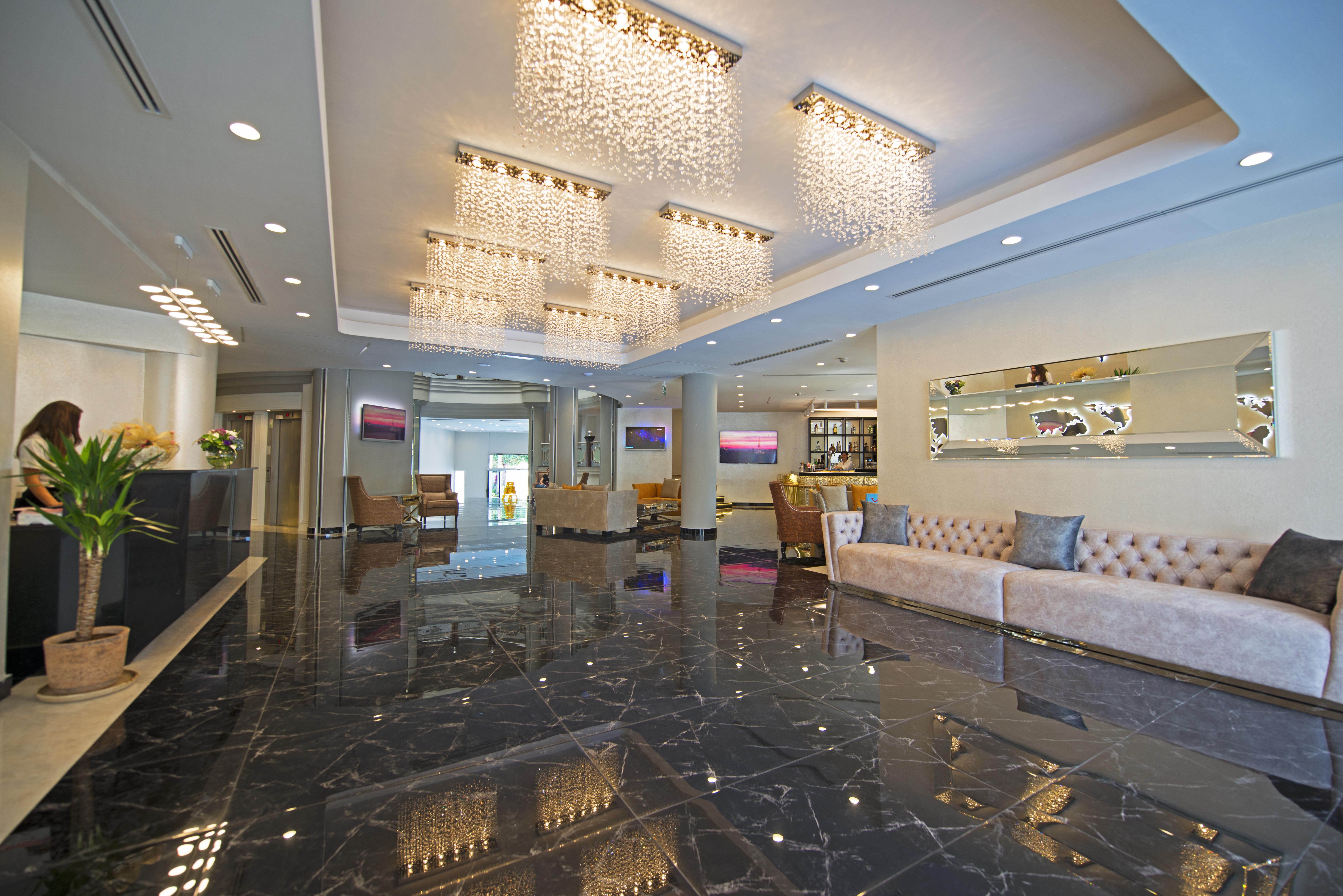 Motto Premium 4*