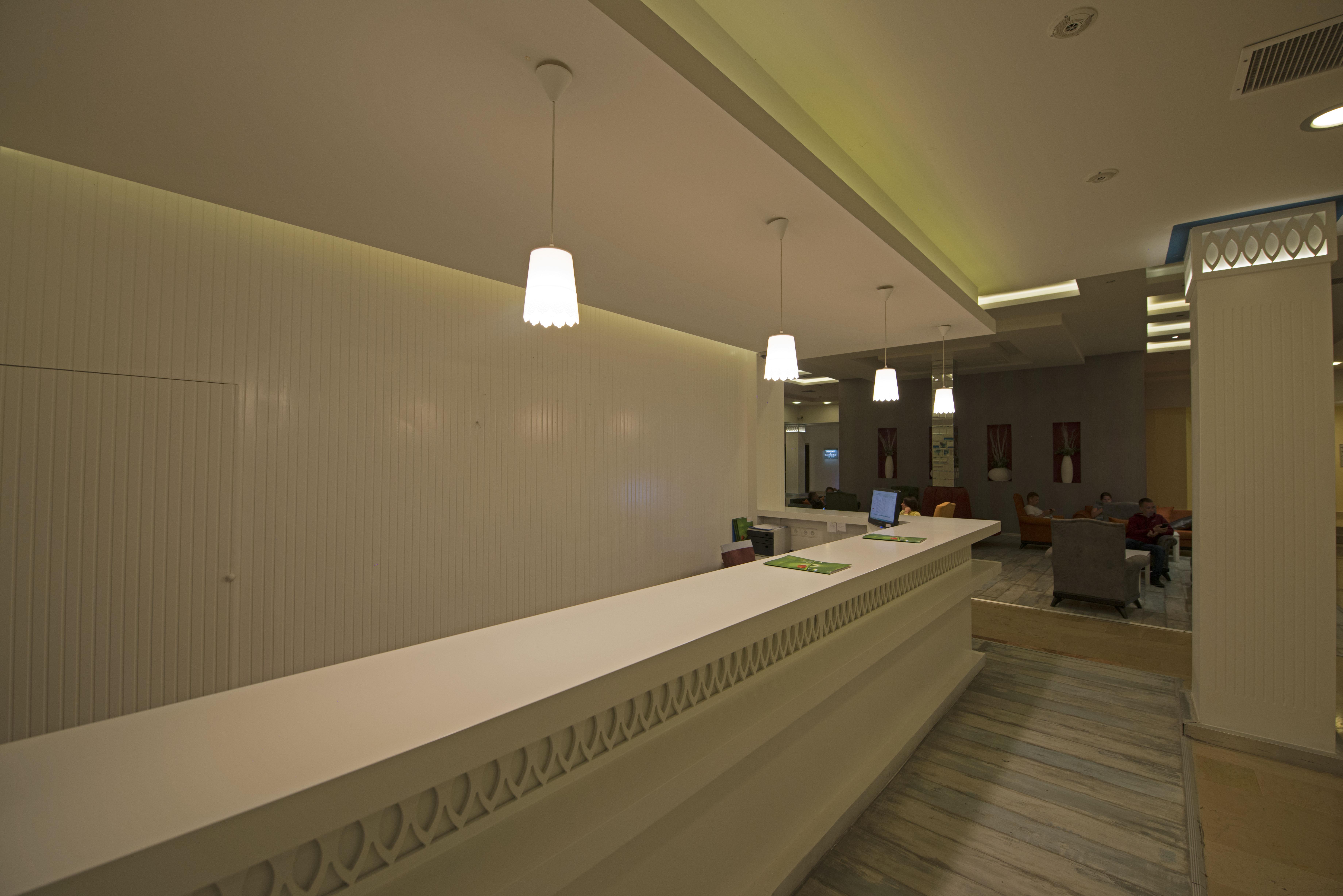 Club Troy & Hotel