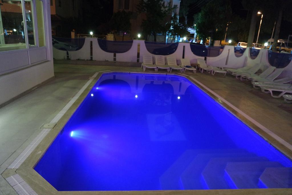 Hotel Glory