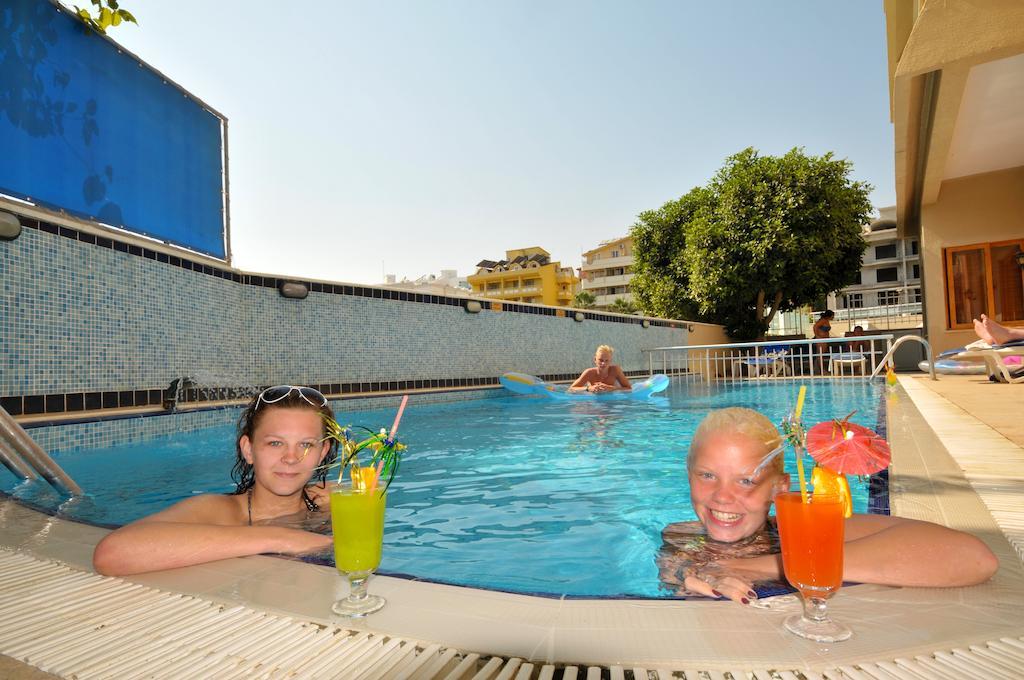 Hotel Maris