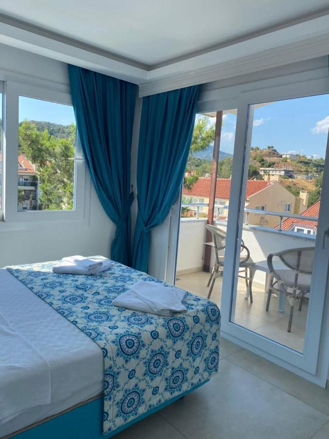 Avisos And Marmaris