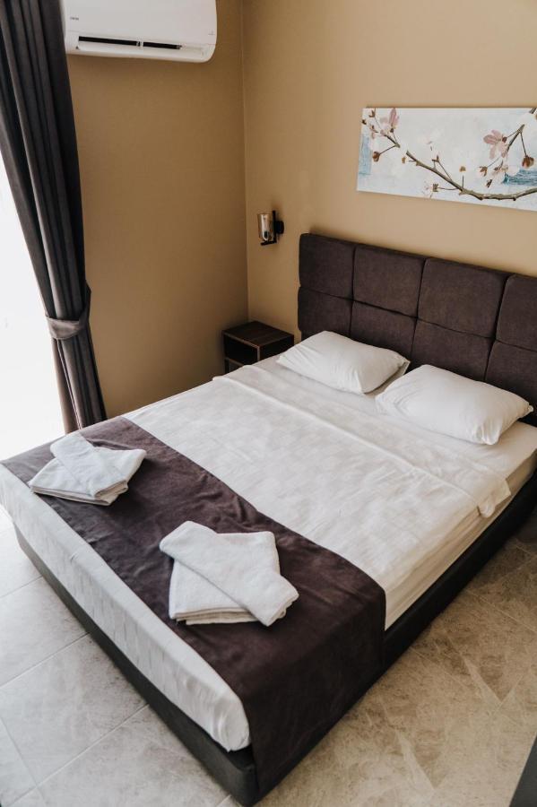 Aparthotel Avisos And *