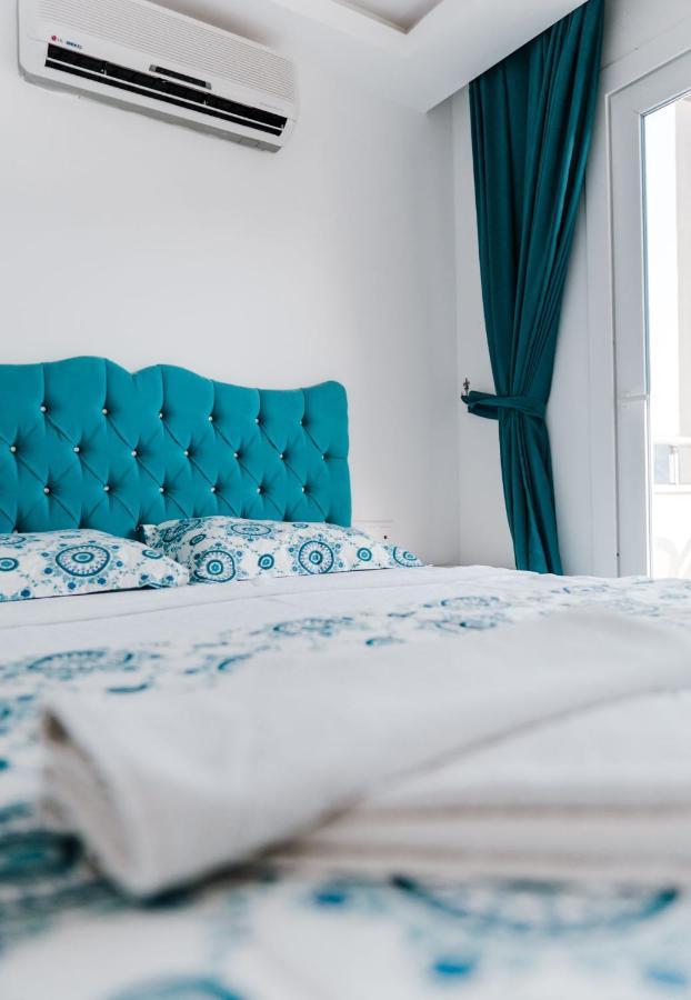 Aparthotel Avisos And