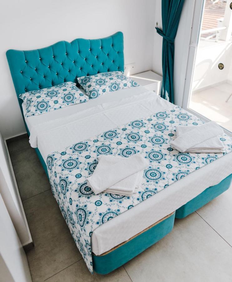 Avisos And Marmaris