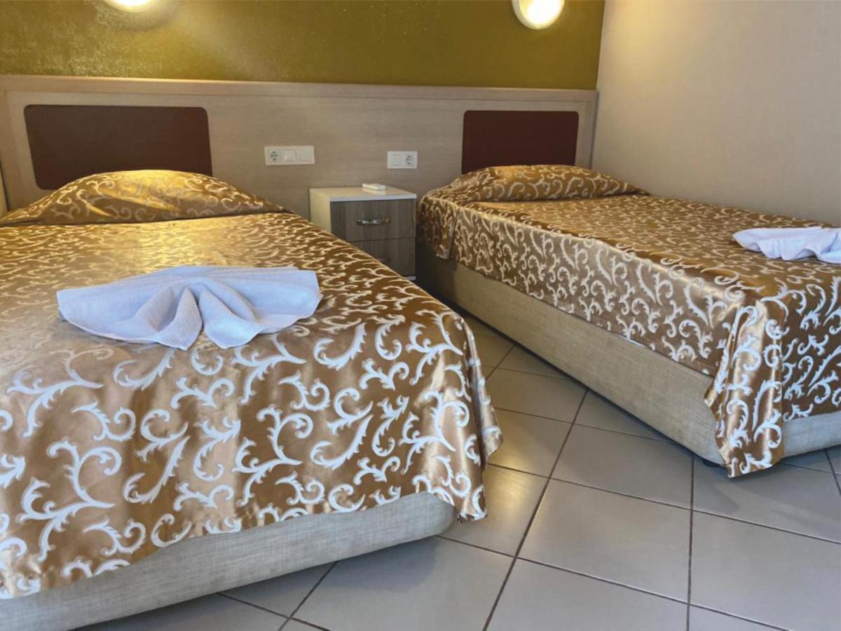 Arya Aparthotel