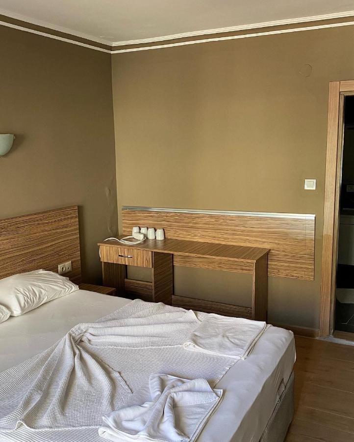 Hotel Astoria Life 3*