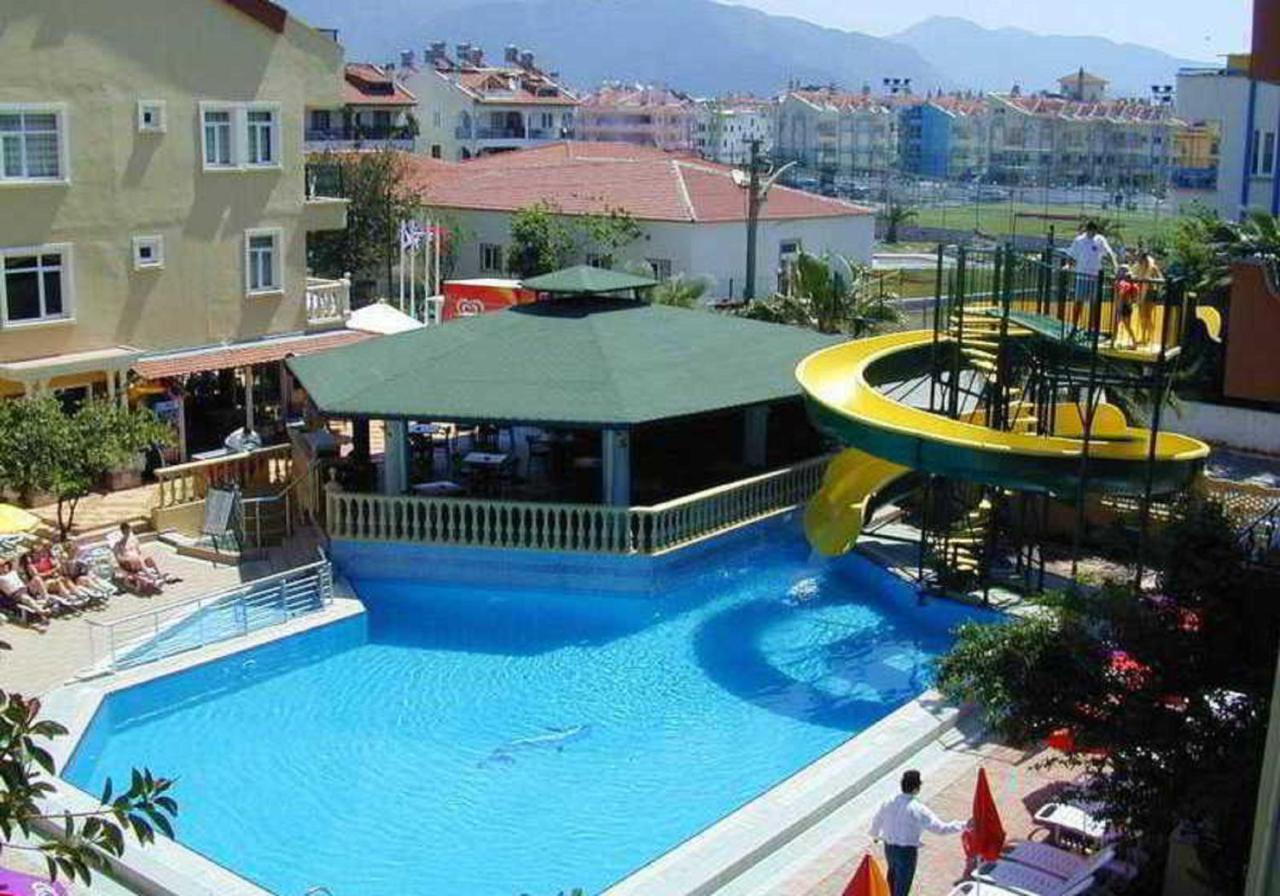 Aparthotel Maxwell Club 3*