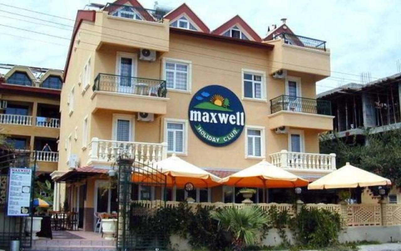 Maxwell Club Aparthotel 3*