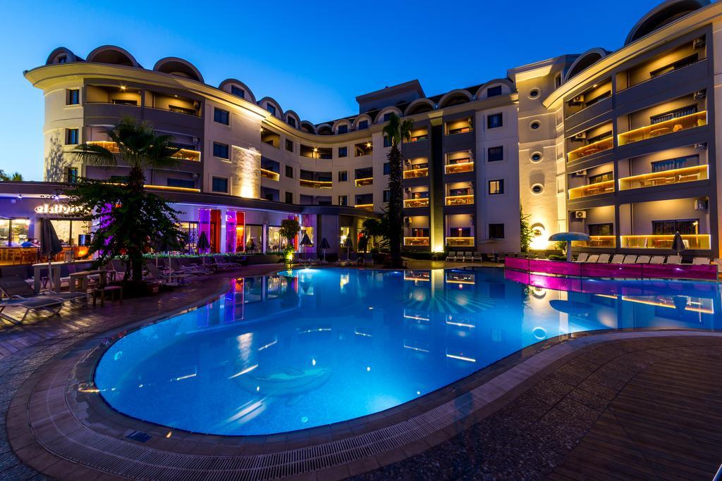 Costa Mare Resort