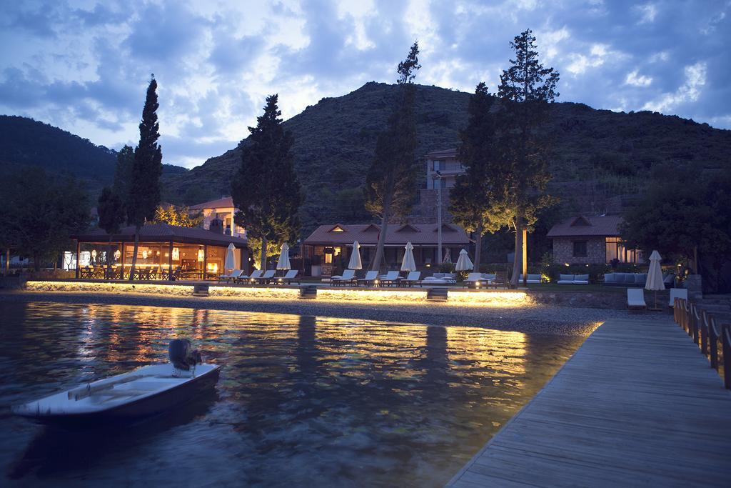 Vira Demir Hotel