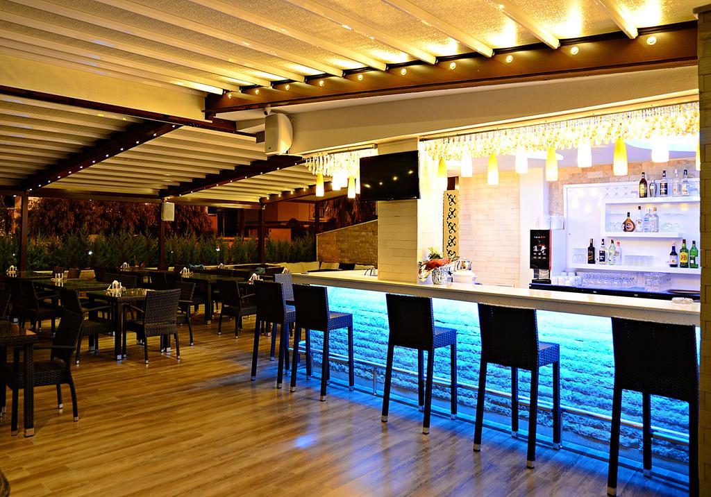 Acomodação com café da manhã  Banu Luxury Marmaris