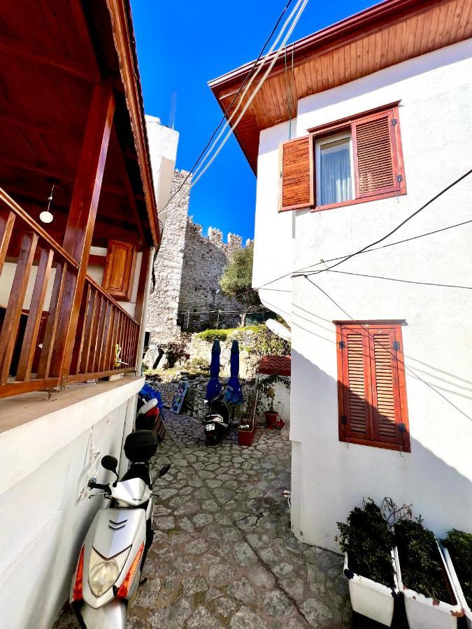 Konukevi Mustafa Tokalaç Castle House Marmaris