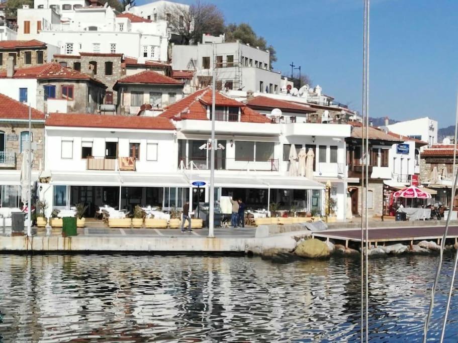 Uysal And Loft Seaside *