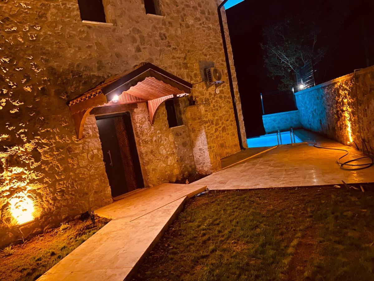 Dadya 4 - Turgut Da Oezel Havuzlu Denize Yakin Lueks Villa Marmaris