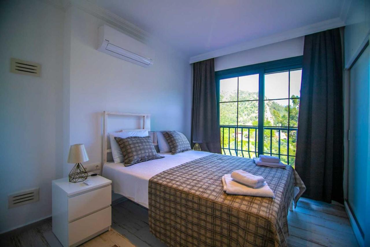 Villa Dadya 4 - Turgut Da Oezel Havuzlu Denize Yakin Lueks *