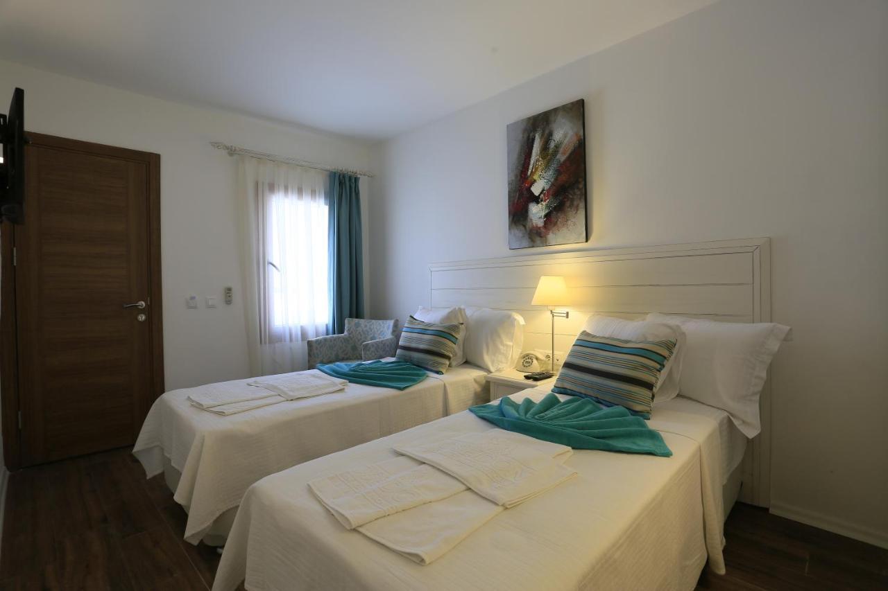 Big Poseidon Boutique & Yacht Club Hotel *