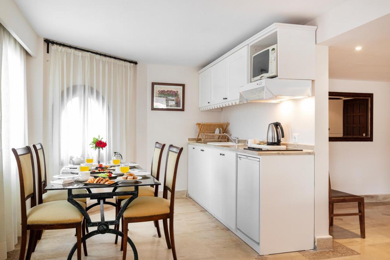 Marti Deluxe Resort 5*