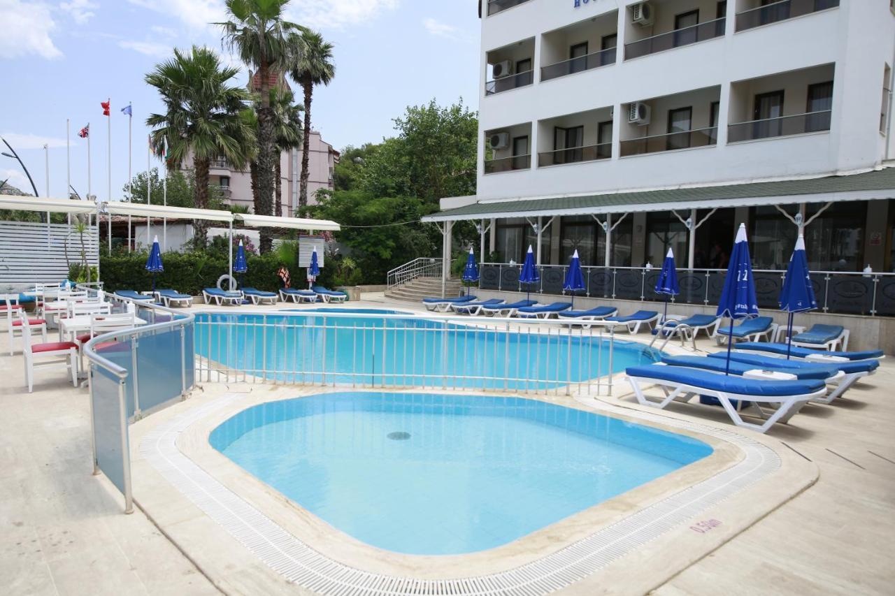 Hotel Portofino & 3*