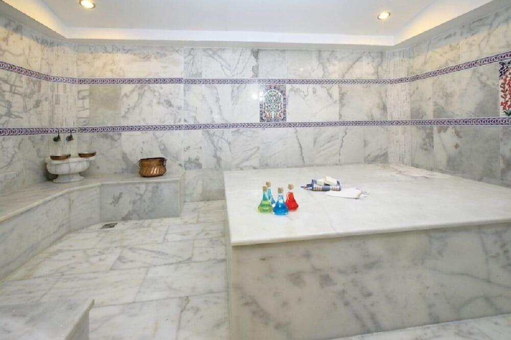 Hotel Julian Forest 4*