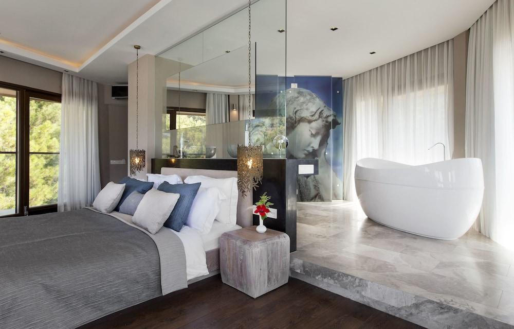 Hotel Marti Hemithea 4*